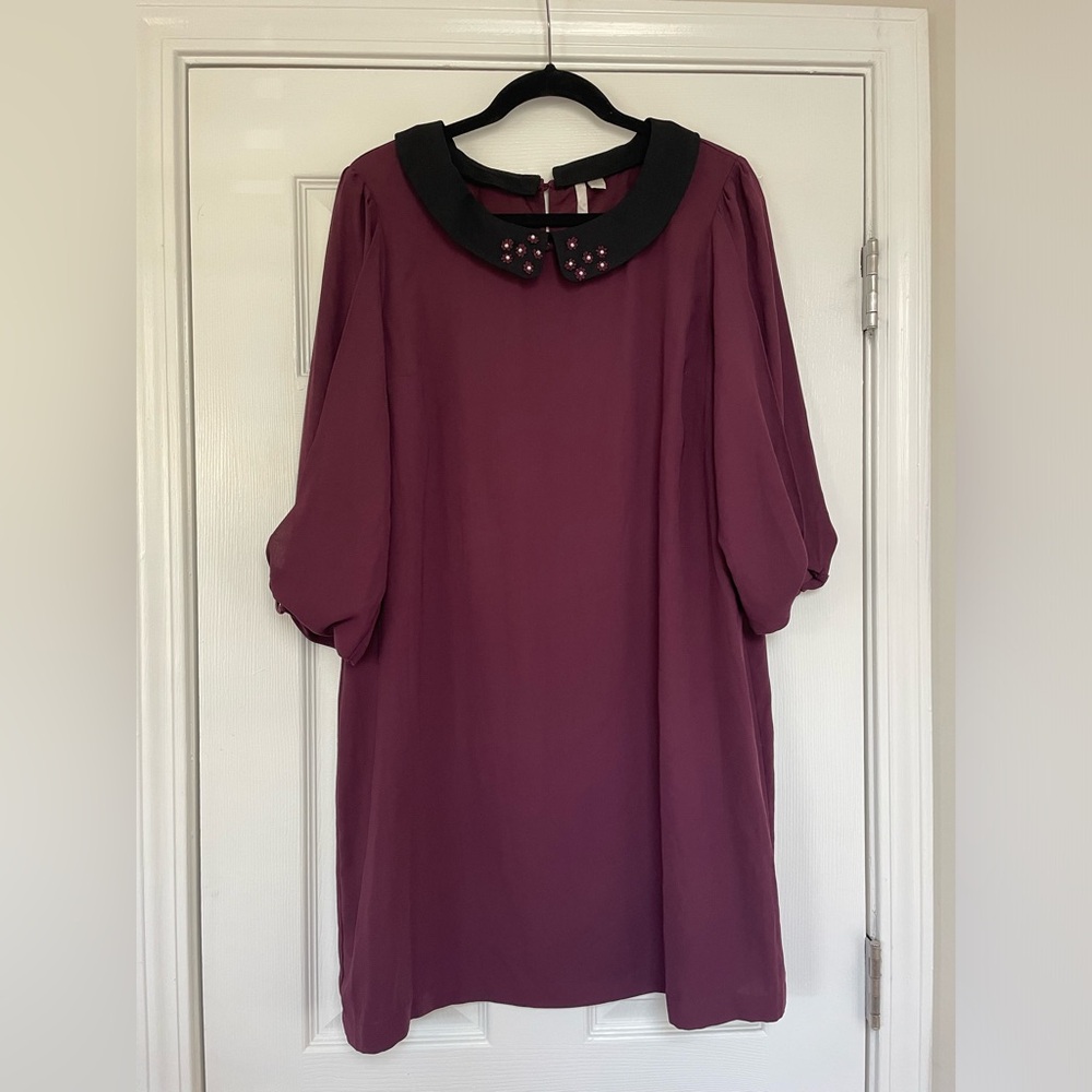 LC Lauren Conrad Peter Pan Collar Burgundy Dress